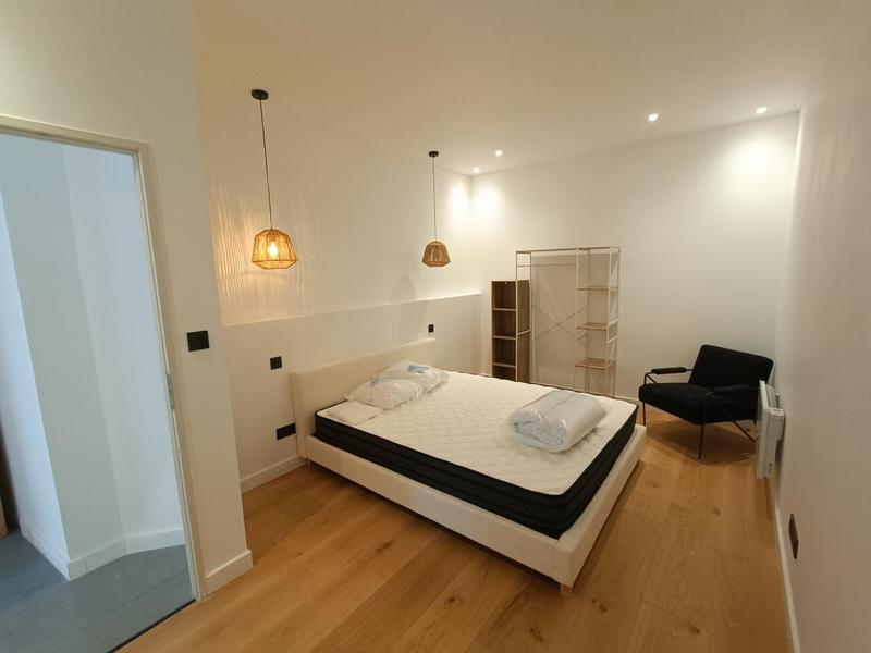 Appartement - 266 m² - 3 pièces