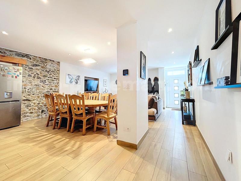 Maison - 145 m² - 5 pièces