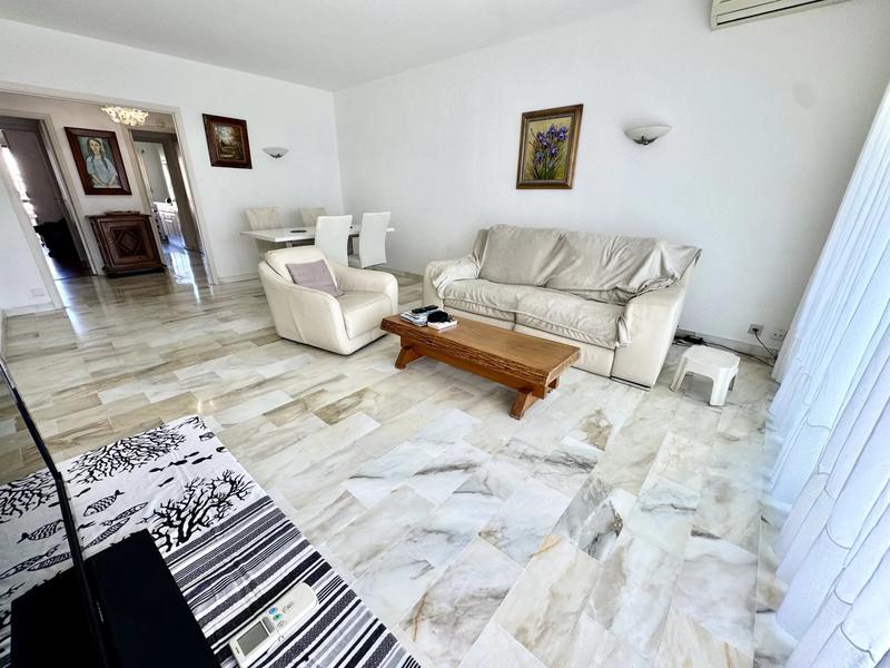 Appartement - 84 m² - 3 pièces