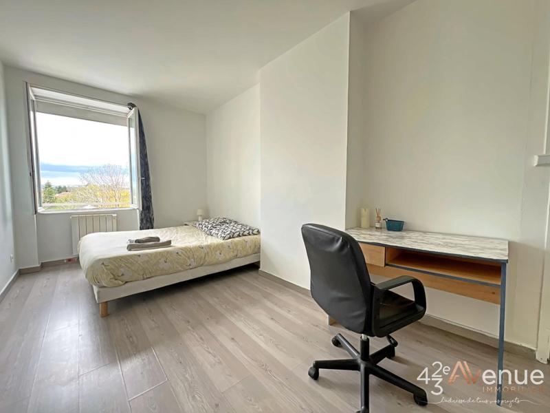 Appartement - 97 m² - 4 pièces