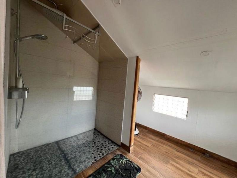 Maison - 400 m² - 11 pièces