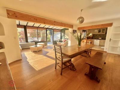 Maison chambre d'hôtes - 202 m² - 7 pièces