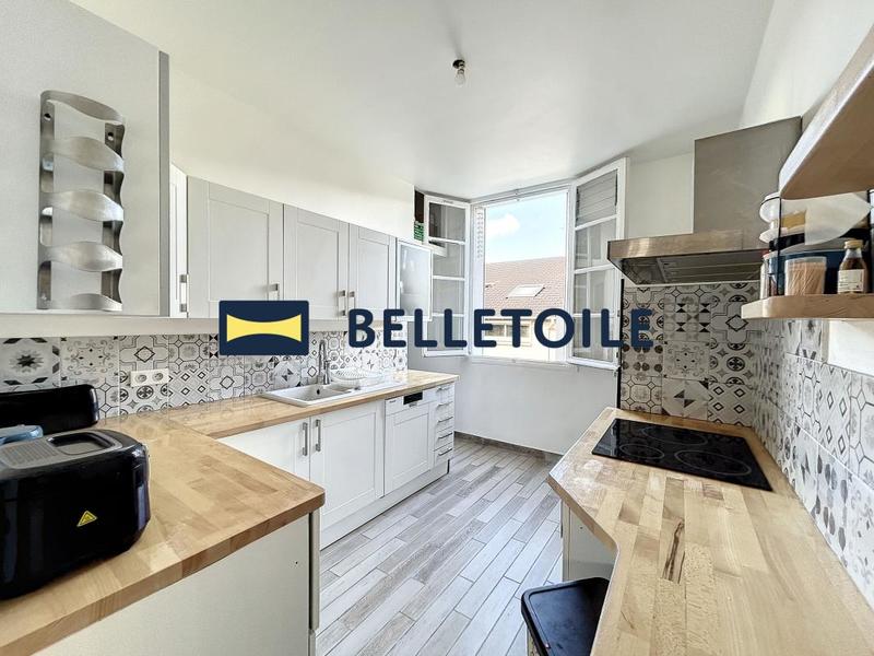 Maison - 92 m² - 5 pièces