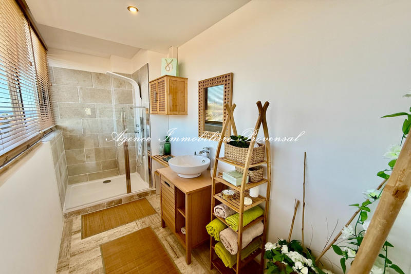 Appartement - 165 m² - 4 pièces