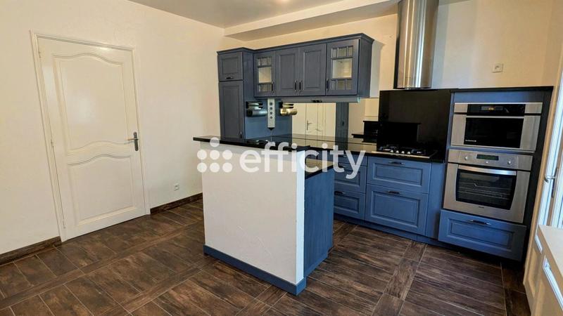 Maison - 179 m² - 6 pièces