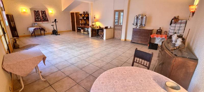 Maison - 100 m² - 6 pièces