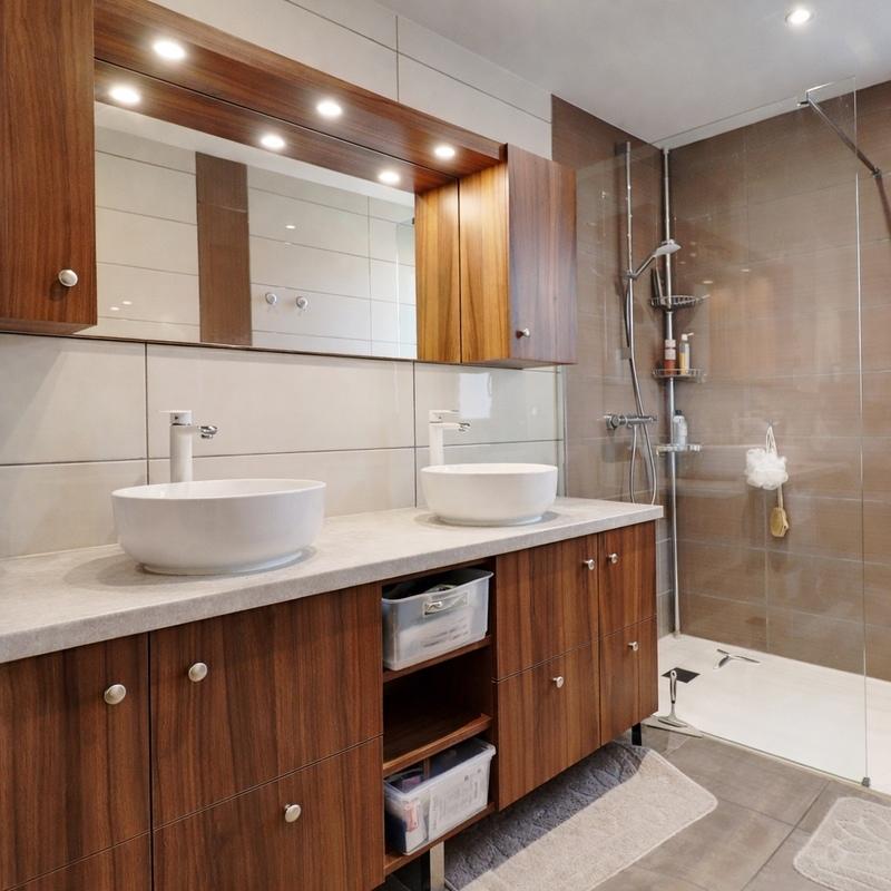 Maison - 260 m² - 7 pièces