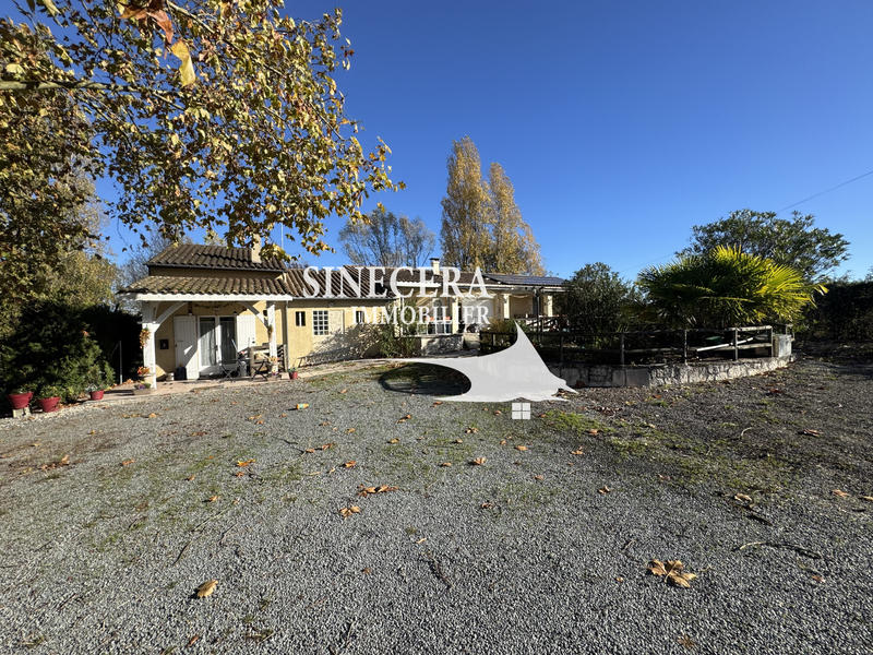 Maison - 160 m² - 9 pièces