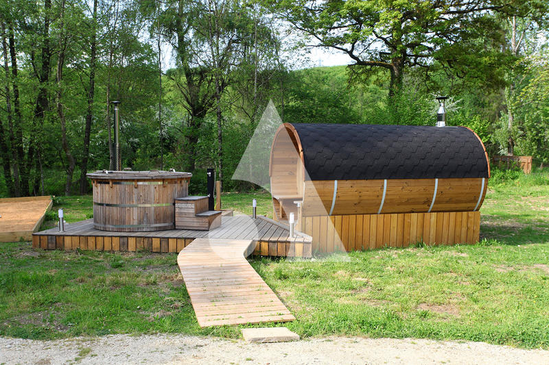 Demeure - 600 m² - 17 pièces