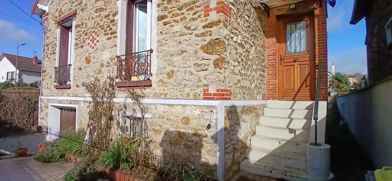 Maison - 70 m² - 5 pièces