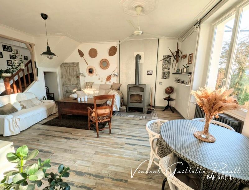 Maison - 143 m² - 5 pièces