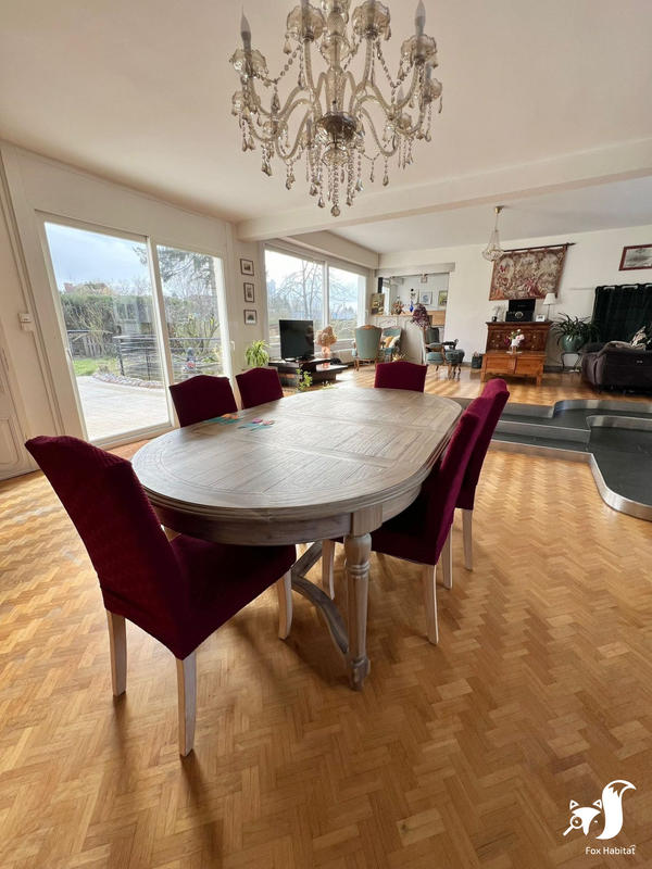 Maison - 193 m² - 6 pièces