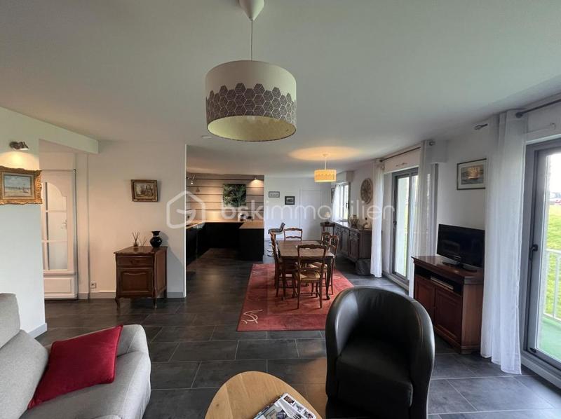 Appartement - 97 m² - 3 pièces