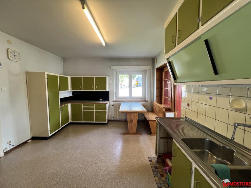 Maison - 205 m² - 8 pièces