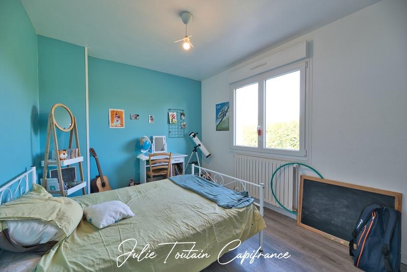 Pavillon - 160 m² - 6 pièces