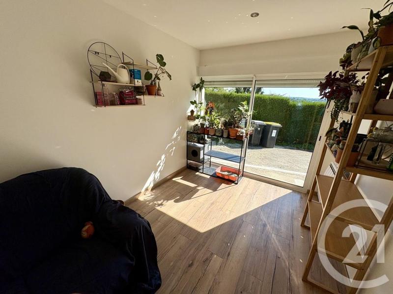 Pavillon - 97 m² - 5 pièces