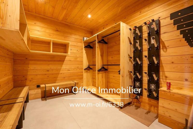 Châlet - 255 m² - 6 pièces