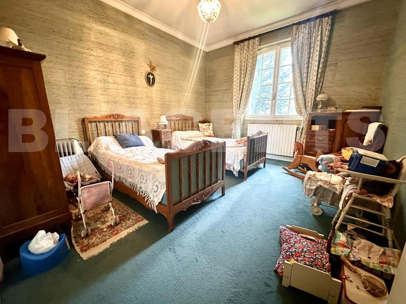 Maison - 206 m² - 8 pièces