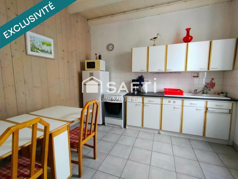 Maison - 95 m² - 5 pièces