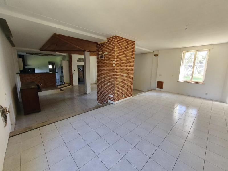 Maison - 184 m² - 5 pièces