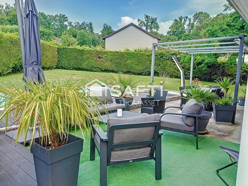 Maison - 147 m² - 5 pièces