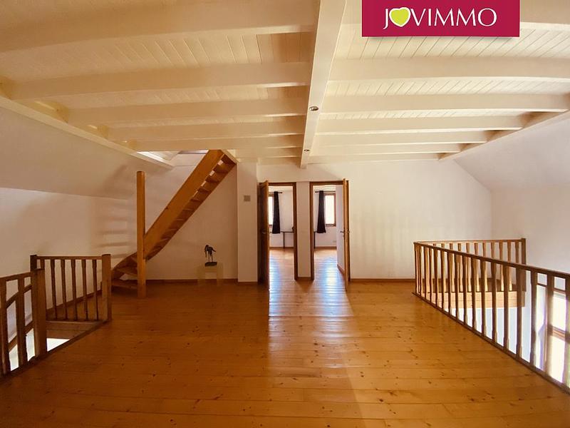 Maison - 295 m² - 8 pièces