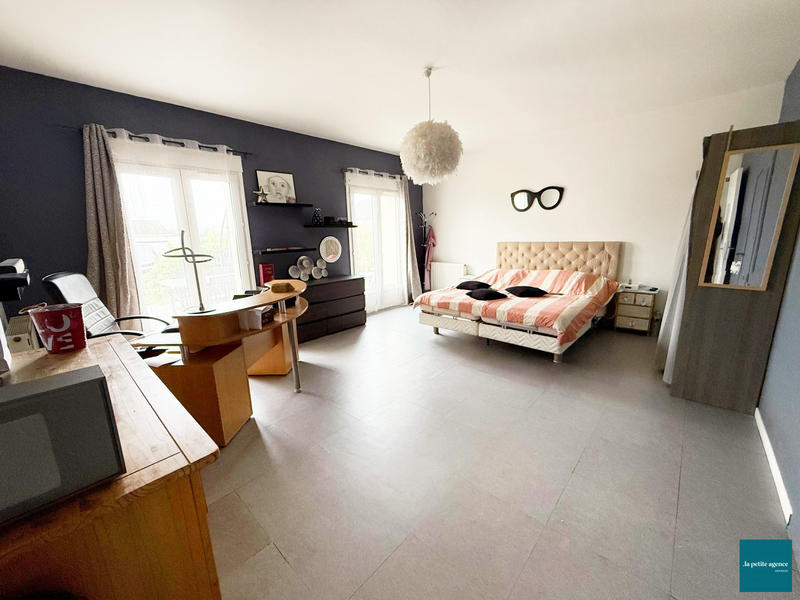 Maison - 170 m² - 7 pièces