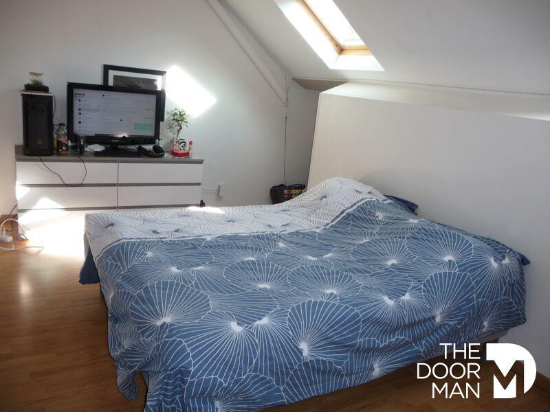 Demeure - 267 m² - 5 pièces