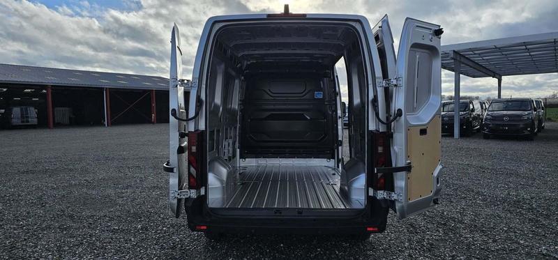 Renault Master Fourgon Fgn Trac 3t5 L2h2 Blue Dci 170 Auto Extra