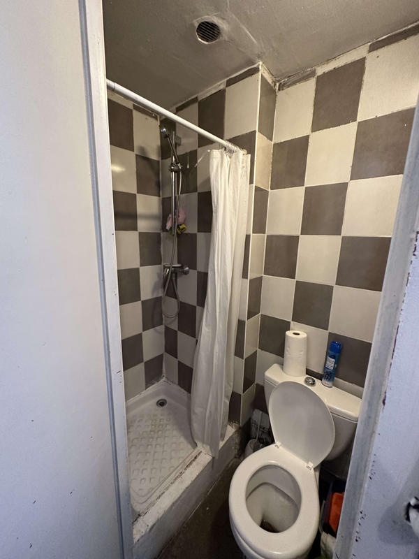 Immeuble - 99 m² - 4 pièces