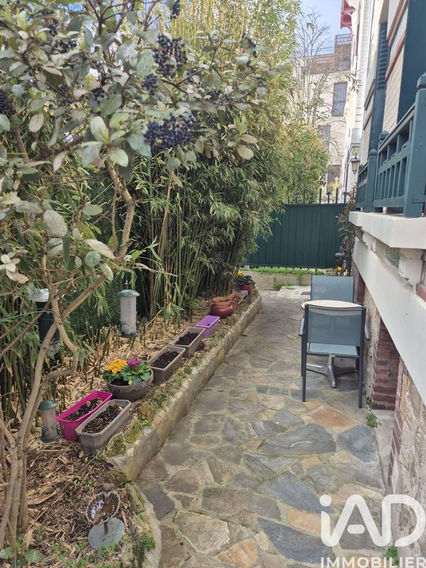 Maison - 180 m² - 7 pièces