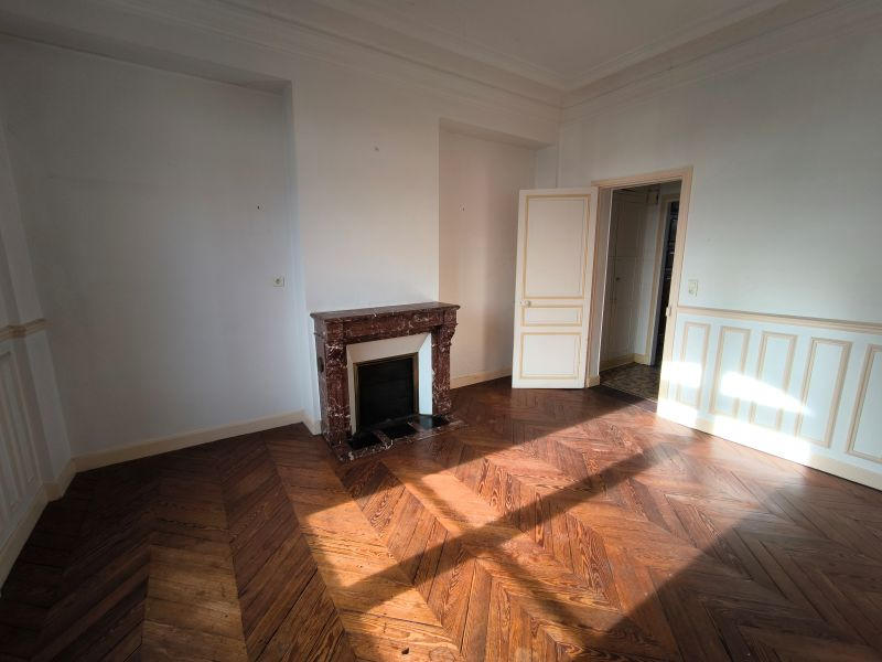 Propriété - 400 m² - 7 pièces