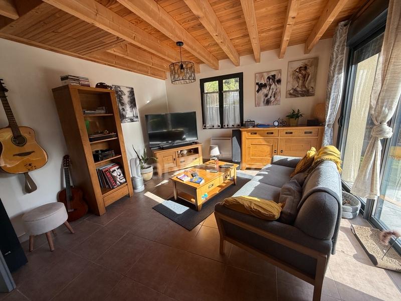 Maison - 92 m² - 3 pièces