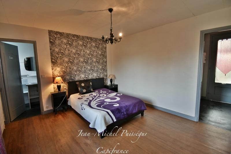 Immeuble - 220 m² - 8 pièces