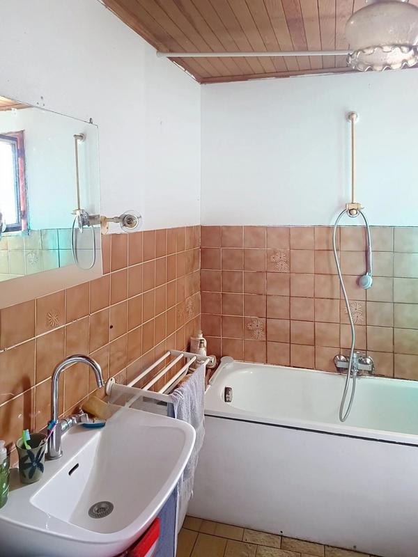 Maison - 110 m² - 9 pièces