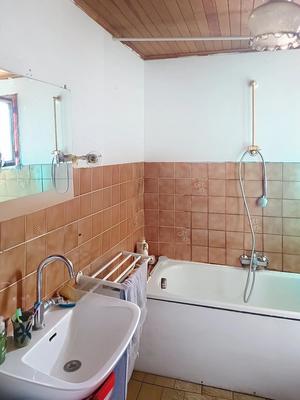 Maison - 110 m² - 9 pièces