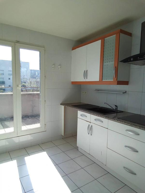 Appartement - 85 m² - 4 pièces