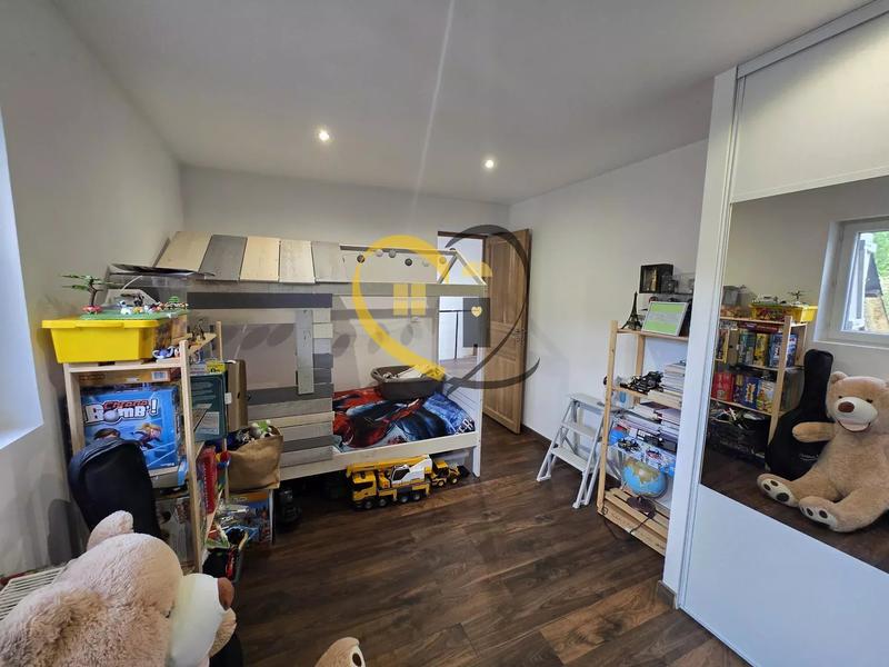 Maison - 90 m² - 3 pièces