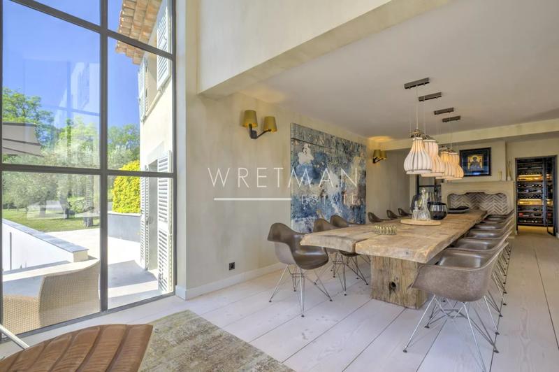 Villa - 320 m² - 7 pièces