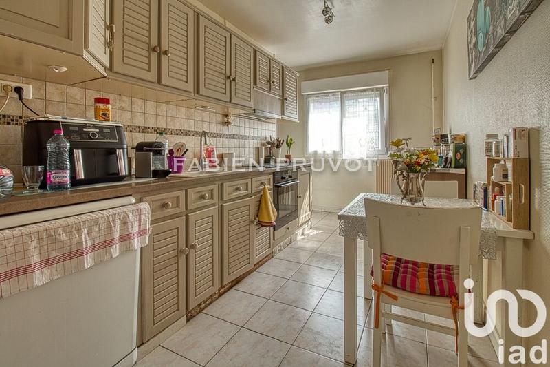 Appartement - 80 m² - 4 pièces