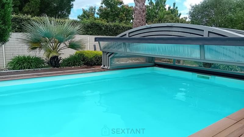 Villa - 206 m² - 11 pièces