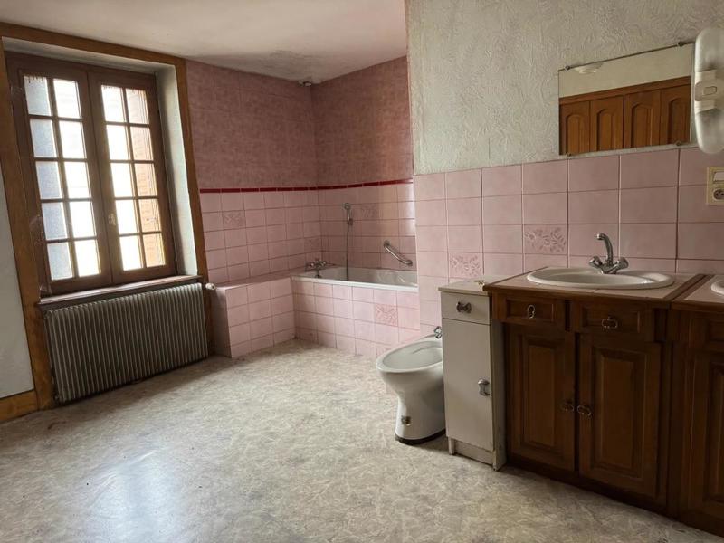 Maison - 259 m² - 10 pièces