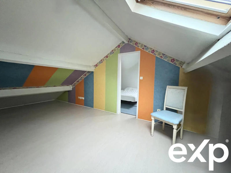 Maison - 140 m² - 8 pièces