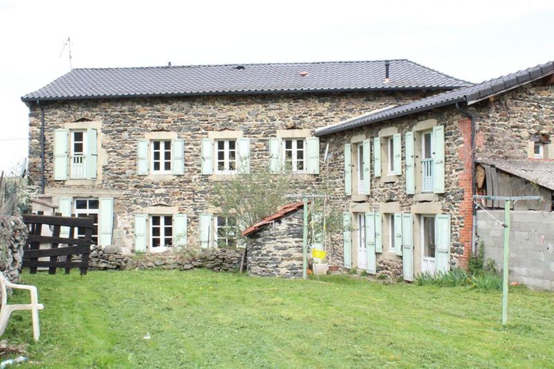 Maison - 225 m² - 11 pièces