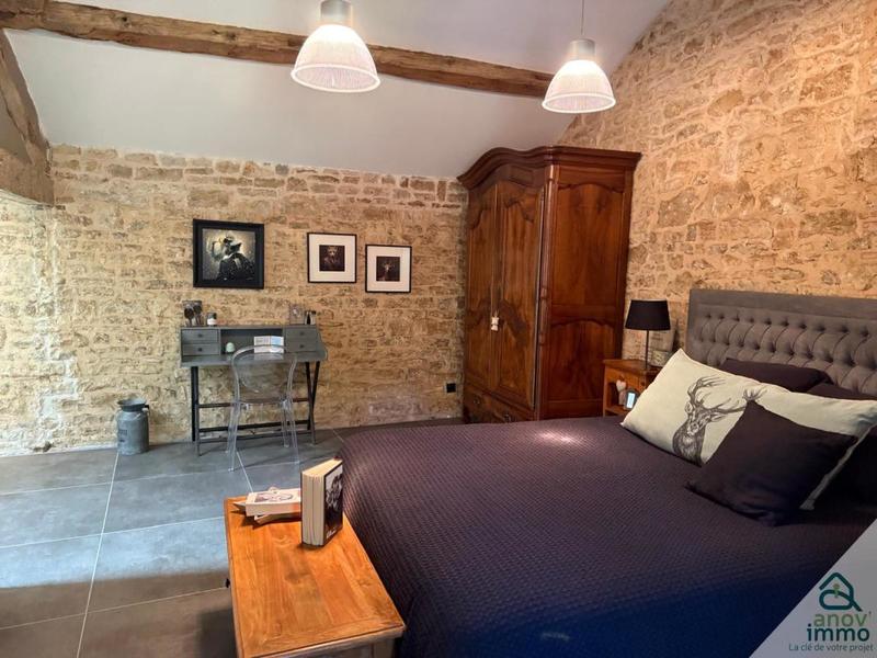 Demeure - 165 m² - 6 pièces