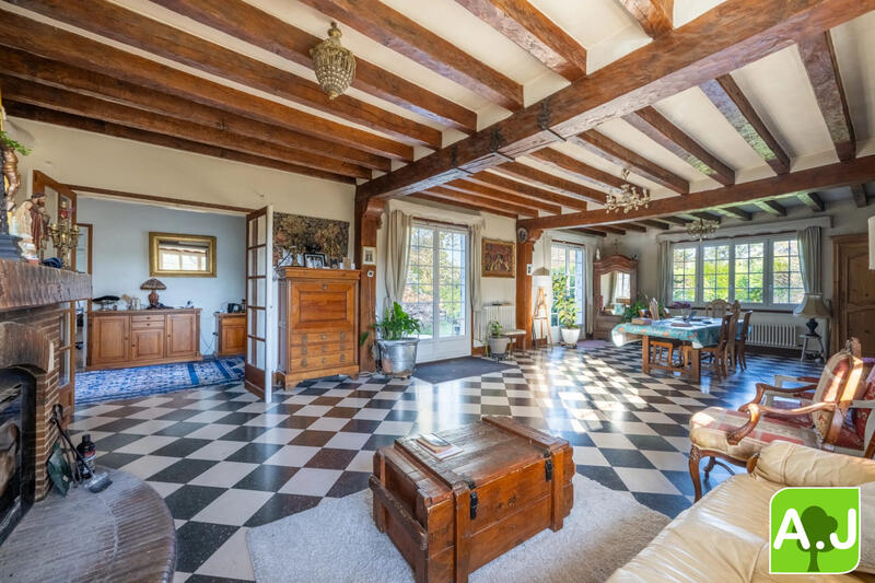 Maison ancienne - 160 m² - 6 pièces