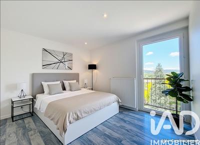 Appartement - 89 m² - 4 pièces