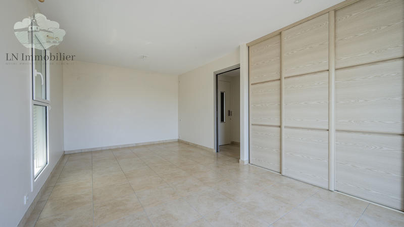 Maison - 162 m² - 6 pièces