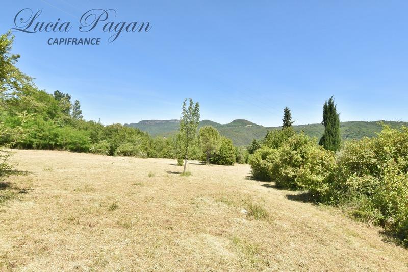 Terrain constructible - 4 070 m²