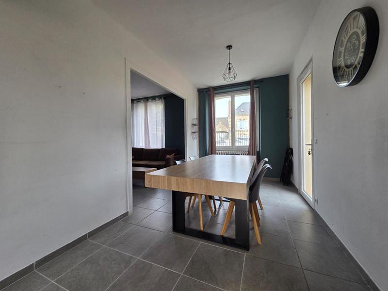 Maison - 107 m² - 4 pièces